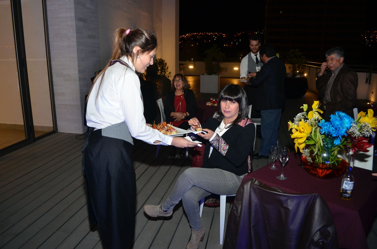 Servicio Aperitivos Terraza Noche